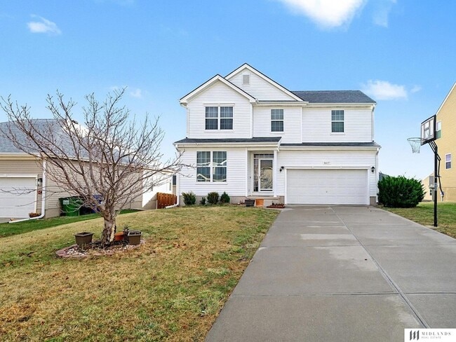 Building Photo - 8417 S 65th St