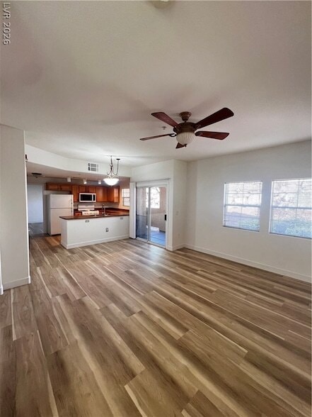 Photo - 3915 Legend Hills St Unit 104