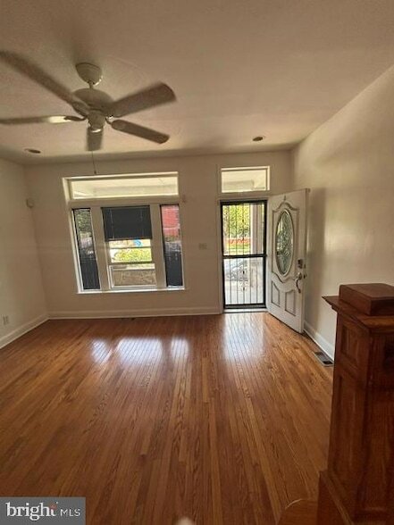 Photo - 315 E 29th St