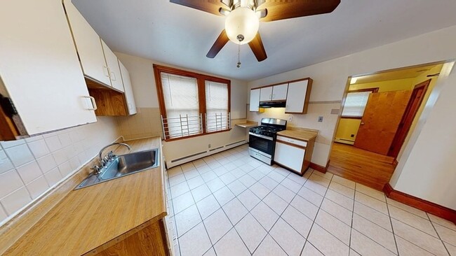 Photo - 1 Normandy St Unit 3