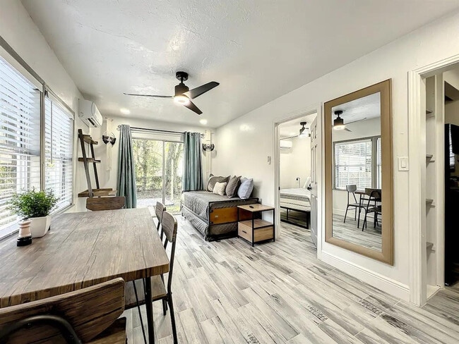 Building Photo - 2317 Homeland St Unit SI ID1094239P