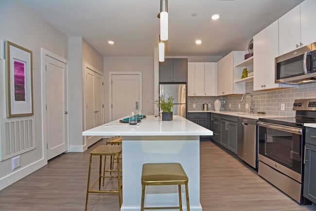 Kitchen Island - Orpheum Apartments