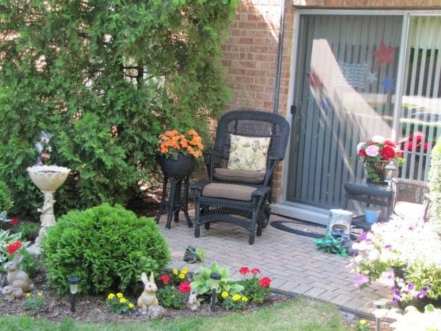 Photo - Huntington Square