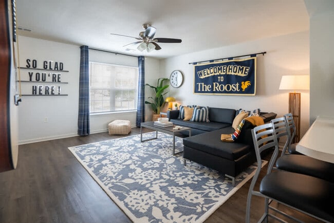 Building Photo - 1051 Southern Dr Unit ID1356308P