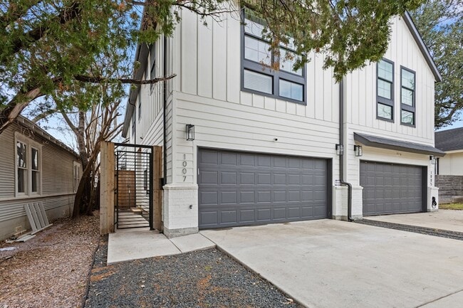 Photo - 1007 Mt Auburn Ave