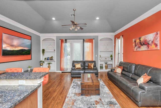 Photo - 2521 St Emanuel St Unit ID1047945P