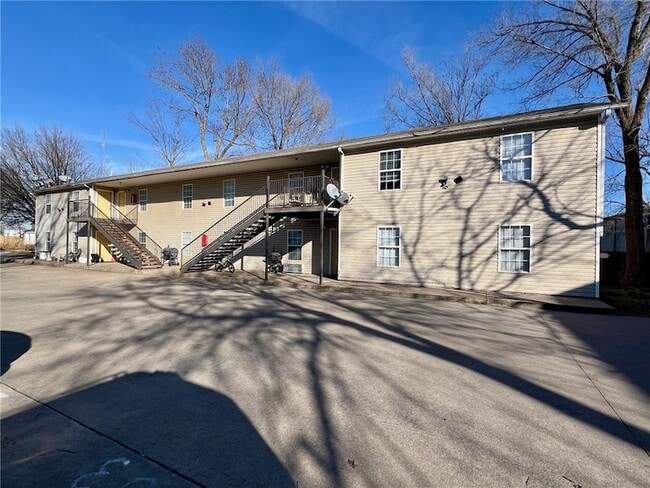 Photo - 405 Sisters Ave Unit 102