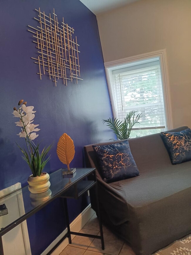 Photo - 280 Plainfield St Unit ID1373634P