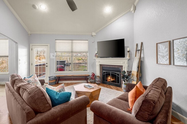 Photo - 30 Rutland Dr Unit ID1241311P