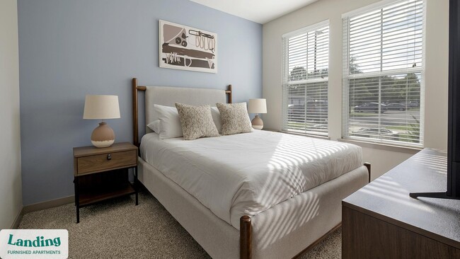 Photo - 3237 Memorial Blvd Unit 1103