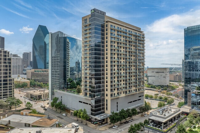 Photo - Gables Park 17