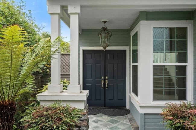 Photo - 142 Monaco Dr