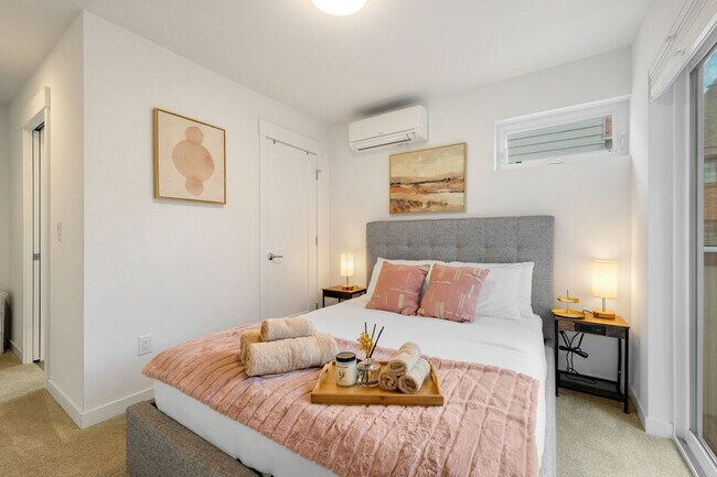 Photo - 620D 10th Ave E Unit SI FL4-ID1094308P