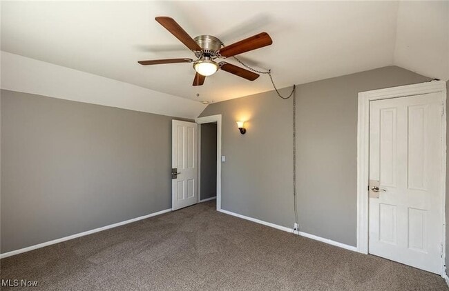 Photo - 353 S Maple St