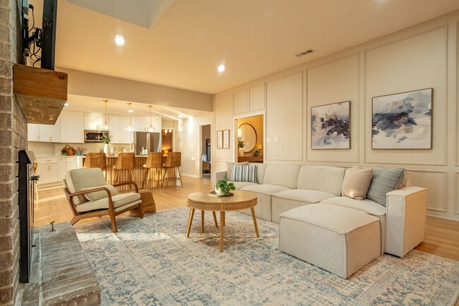 Building Photo - 6509 Lakeshore Ct Unit SI ID1514824P
