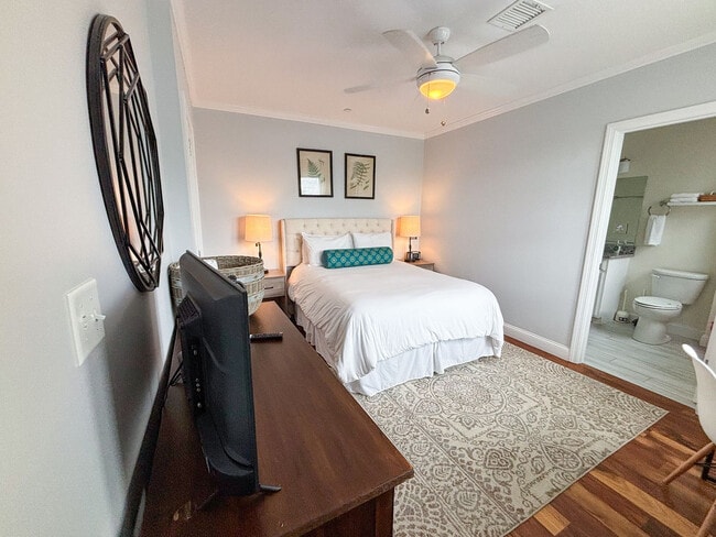 Photo - 1008 Tremont St Unit SI FL1-ID1237934P