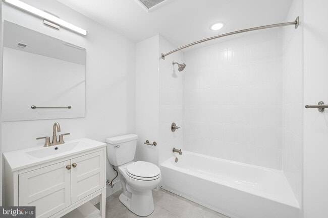 Photo - 4324 Lancaster Ave Unit 105