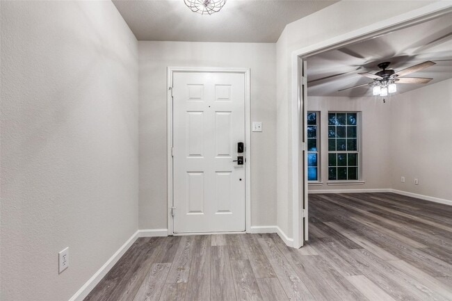Photo - 1817 Heron Dr