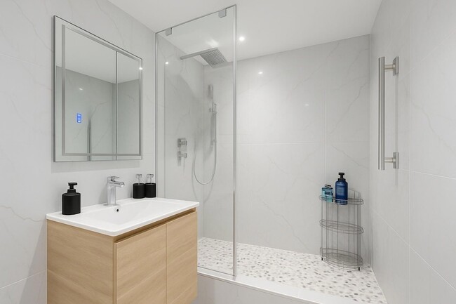 Photo - 5601 Collins Ave Unit 1419