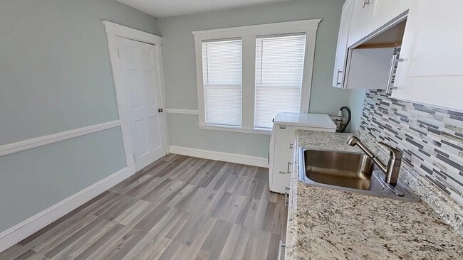 Photo - 75 Forest Hills St Unit 3