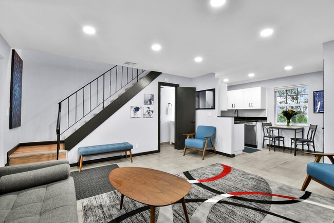 Photo - 621 NE 28th St Unit ID1018313P