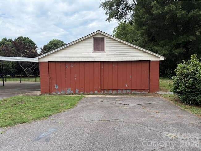 Photo - 1225 Davie Ave