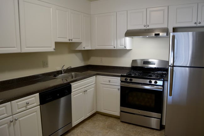 One of Our Renovated Apartments at Quincy Commons - Quincy Commons