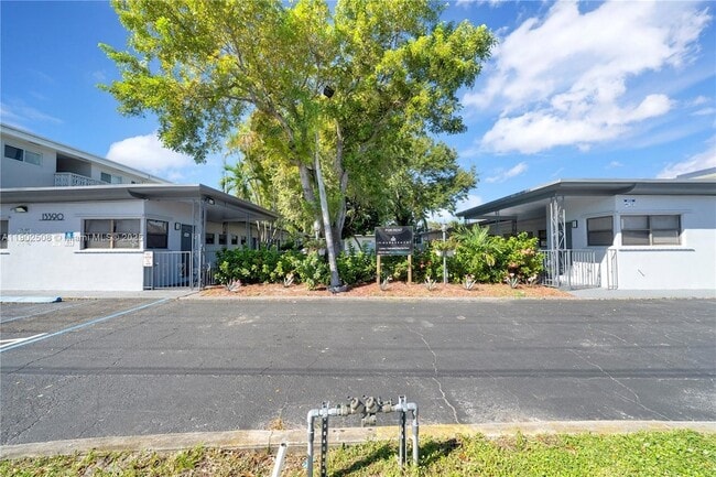 Photo - 13390 NE 6th Ave Unit 11