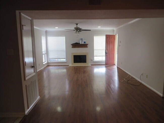 Photo - 3700 W Clay St Unit 244