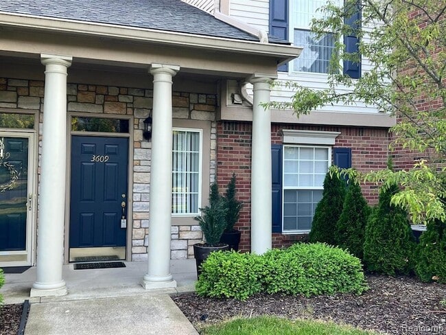 Building Photo - 3609 Oakmonte Blvd Unit 36