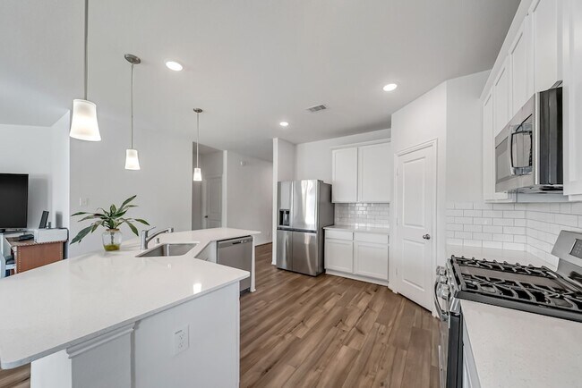 Photo - 15250 White Moss Dr