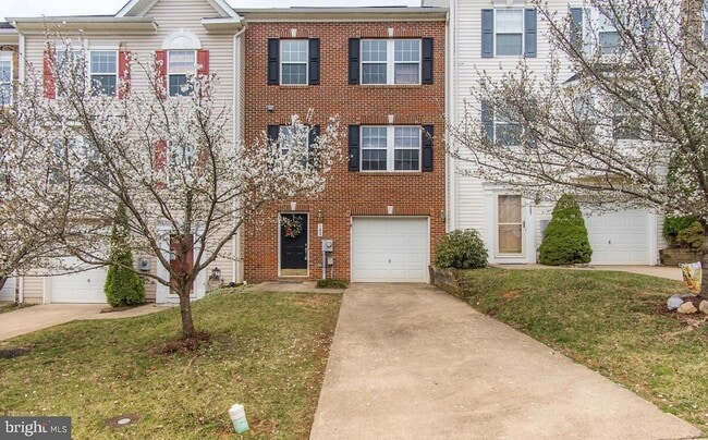 Building Photo - 105 Raphael Ct