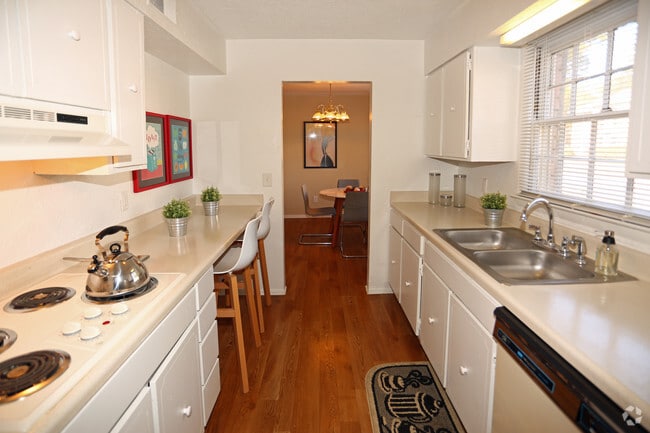 Interior Photo - Woodland Village Apartments