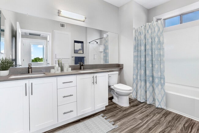 Photo - Tesoro Apartments