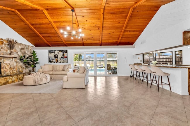 Photo - 1006 SE 6th St Unit ID1372356P