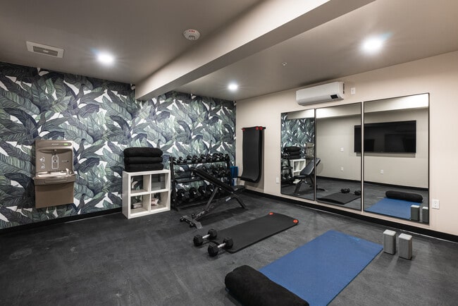 Photo - ArtHaus Jack London