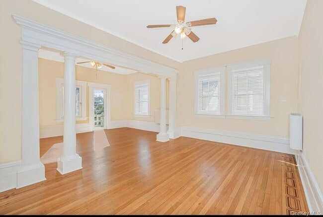 Photo - 409 W 261st St Unit 2