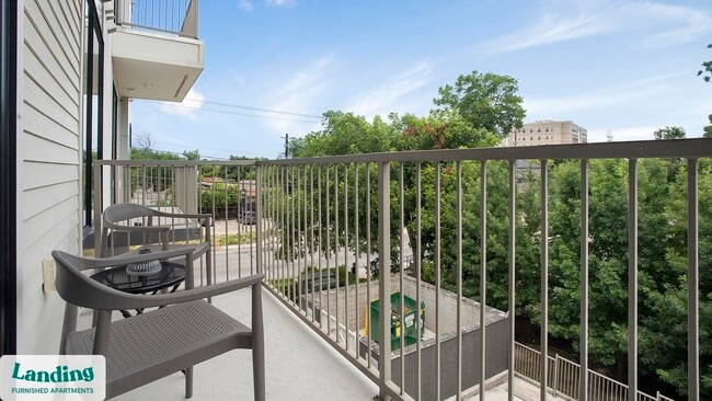 Photo - 4811 Woodrow Ave Unit 215