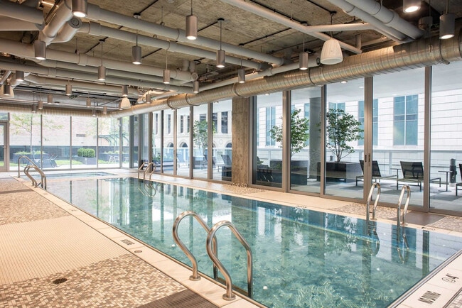 Photo - 60 E Randolph St Unit ID1029627P