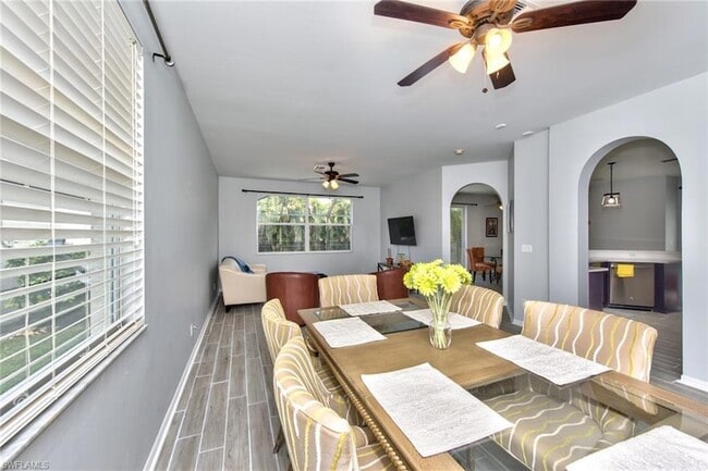 Photo - 11533 Woodmount Ln