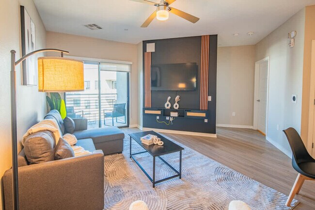 Photo - 777 E Stella Ln Unit ID1263215P