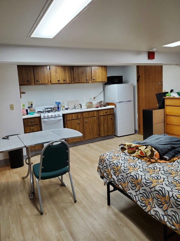 Floor Plan - studio 129 BF