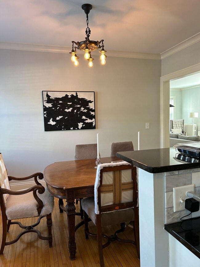 Photo - 2728 Humboldt