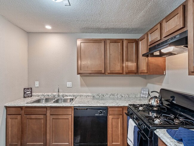 Kitchen with Wood Cabinets - Grant 79