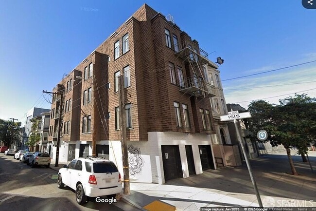 Building Photo - 14 Isis St Unit 9