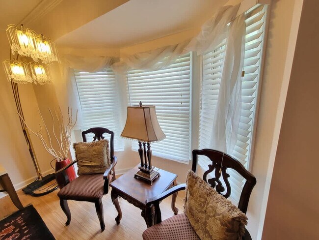 Photo - 305 Humble Rd Unit ID1391421P