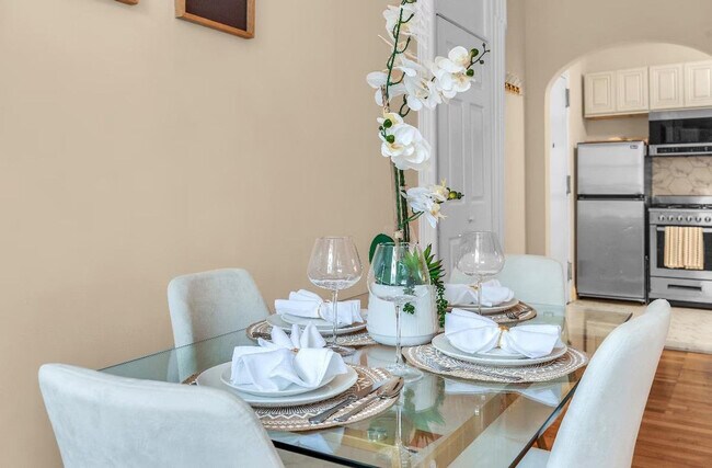 Photo - 45 Monroe Pl Unit ID1359088P