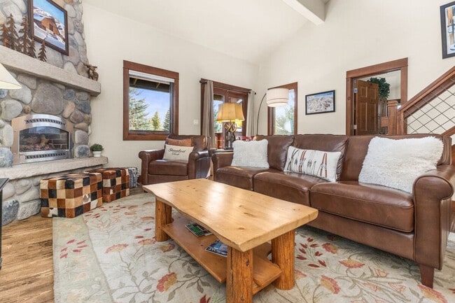 Building Photo - 425 Ore House Plaza Unit SI ID1564290P