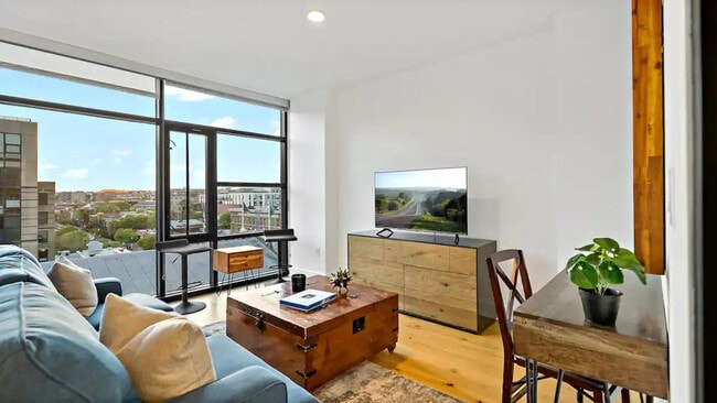 Photo - 1815 6th St NW Unit ID1395361P