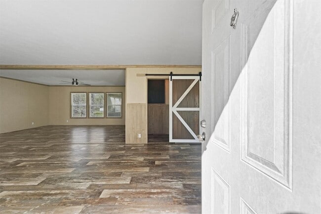 Photo - 11744 Padok Rd